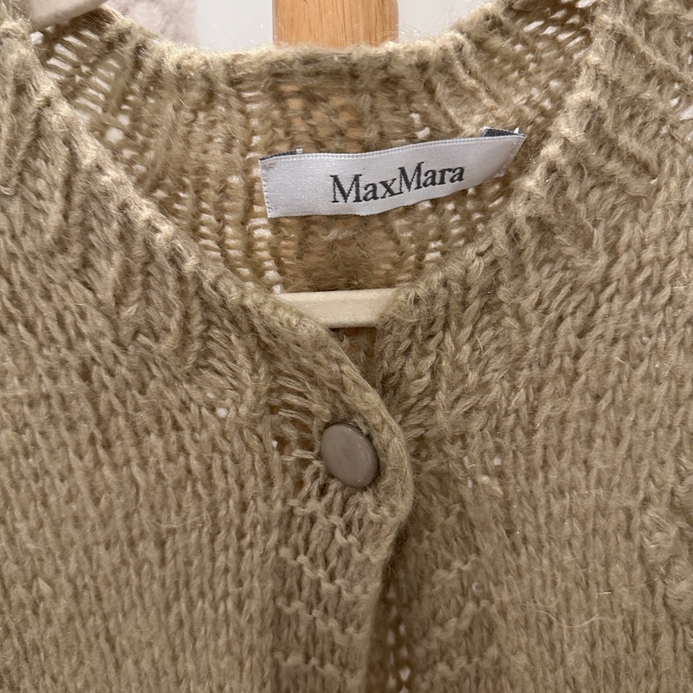 Max Mara Tan Chunky Knit Button Front Cardigan Sweater - Picture 3 of 8